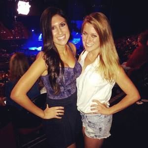 Meet your Posher, Shaina